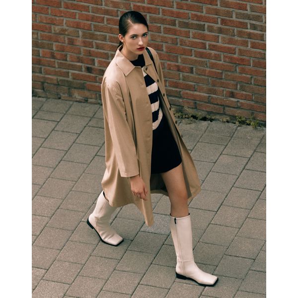 [하프클럽][아떼바네사브루노 슈즈] [22FW 바네사브루노 여성] 아이보리 소가죽 캐주얼 롱부츠_VKSO2F914IV